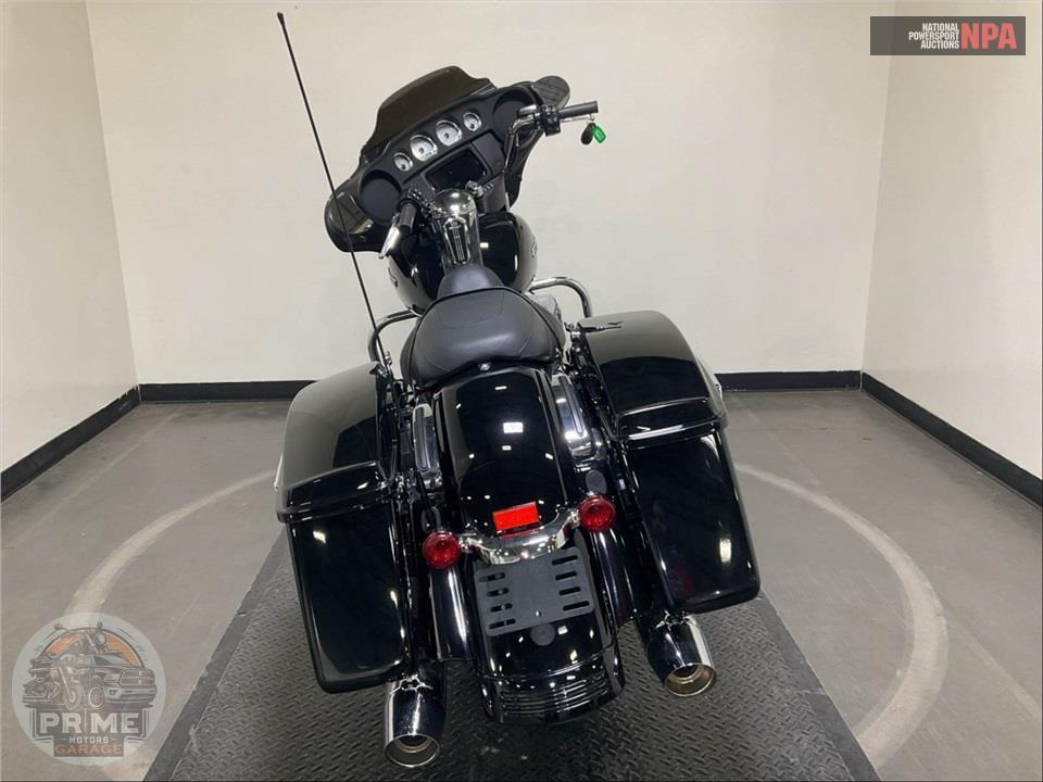 2023 Harley-Davidson FLHX STREET GLIDE — фото 4