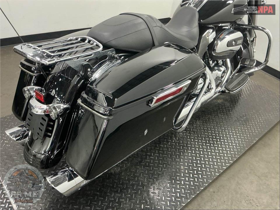 2023 Harley-Davidson FLHX STREET GLIDE — фото 19