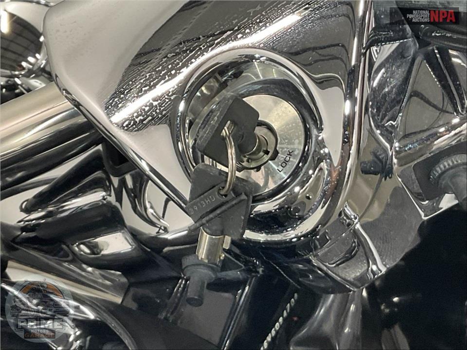 2006 Harley-Davidson FLHRI ROAD KING — фото 10