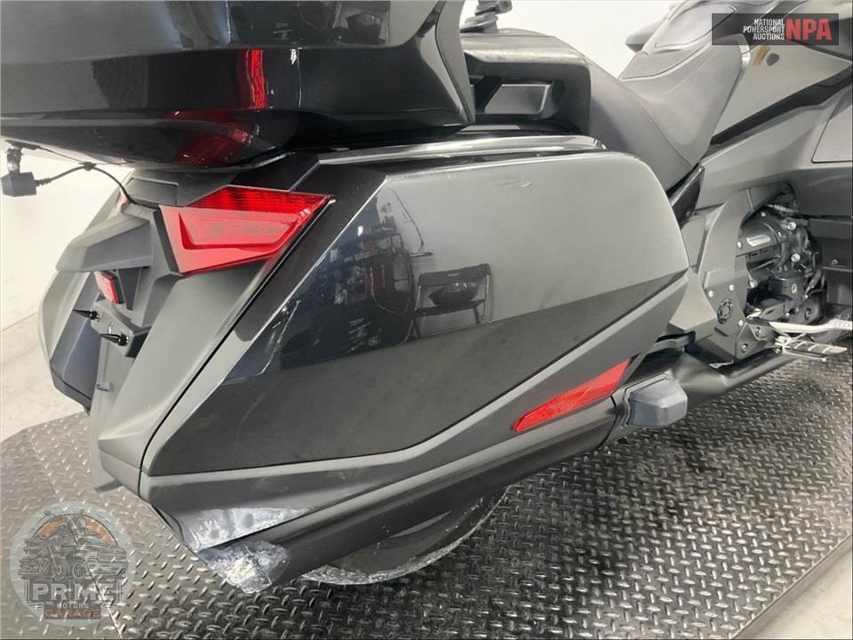 2022 Honda GL1800D GOLDWING TOUR DCT — фото 16