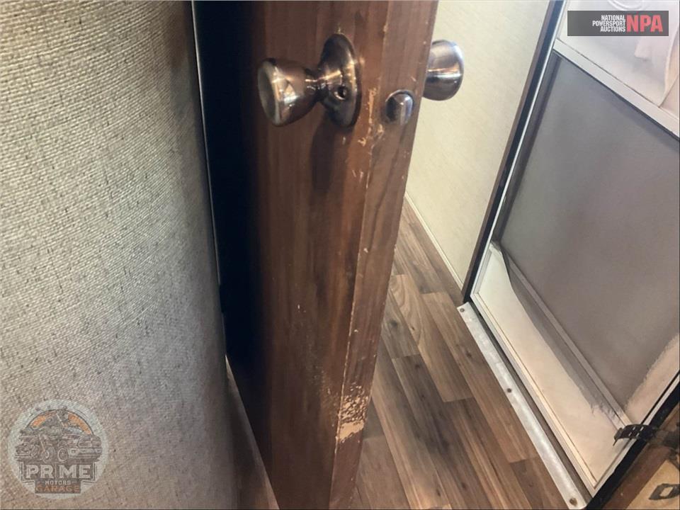 2017 Keystone Rv M-30 RLI COUGAR X-LITE SERIES — фото 24