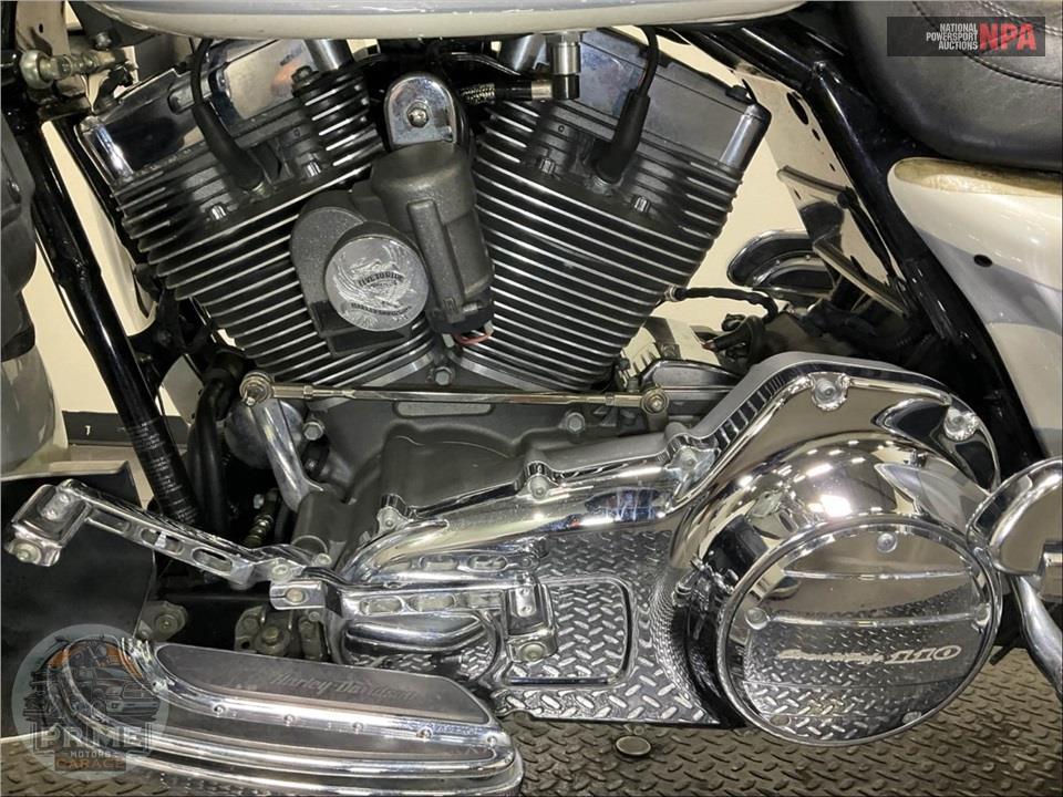 2008 Harley-Davidson FLHTCUSE3 — фото 7