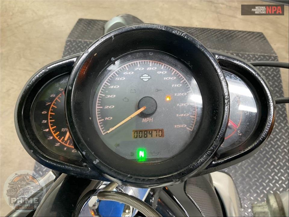 2005 Harley-Davidson VRSCB V-ROD — фото 5