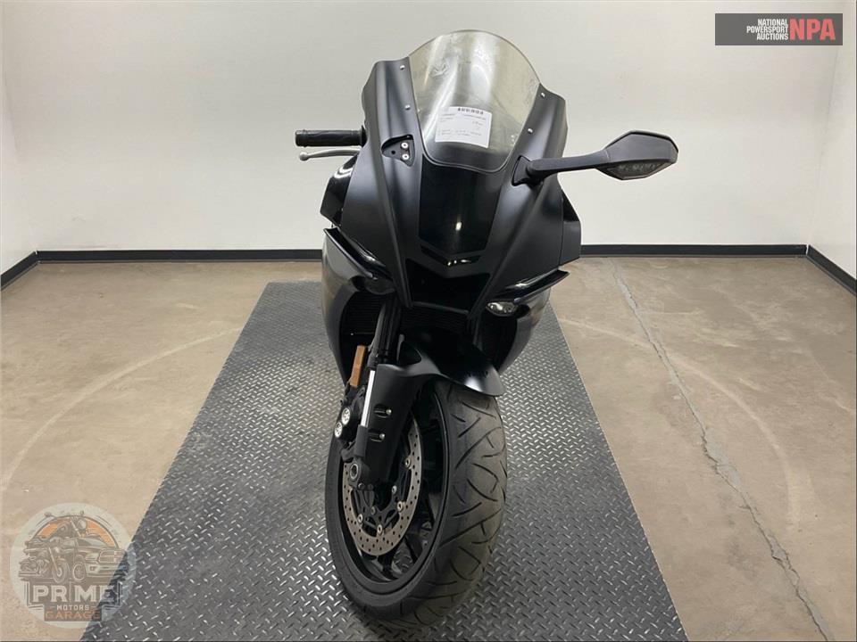 2021 Yamaha YZF-R1 — фото 2