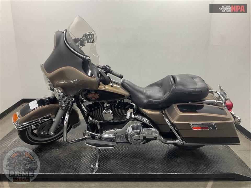 2004 Harley-Davidson FLHTCI ELECTRA GLIDE CLASSIC — фото 3