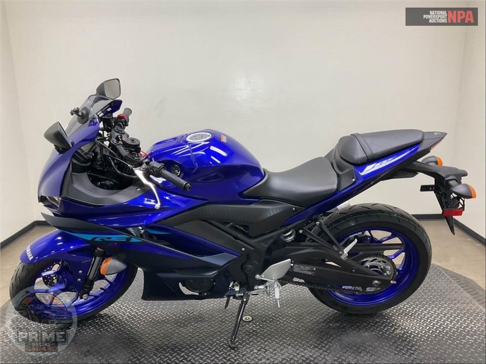 2024 Yamaha YZF-R3 — фото 3