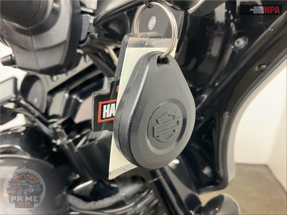2021 Harley-Davidson FLHXS STREET GLIDE SPECIAL — фото 13