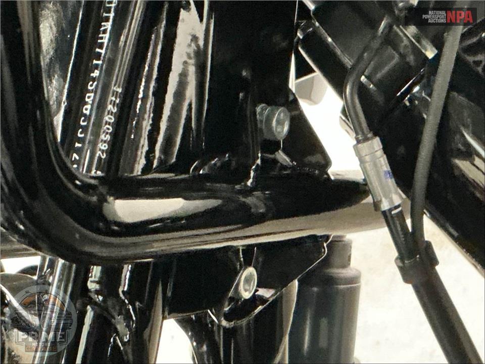 2025 Harley-Davidson FLTRX ROAD GLIDE — фото 11