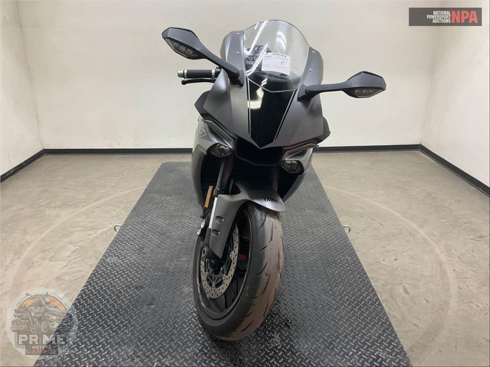 2016 Yamaha YZF-R1 — фото 2