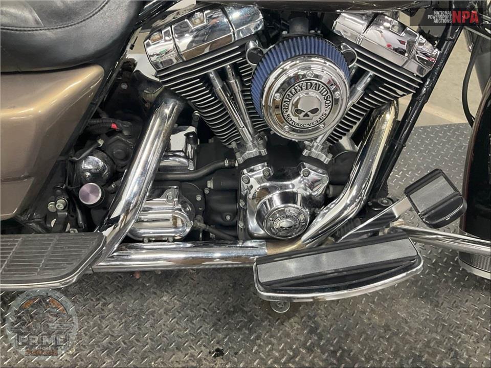 2004 Harley-Davidson FLHTCI ELECTRA GLIDE CLASSIC — фото 6