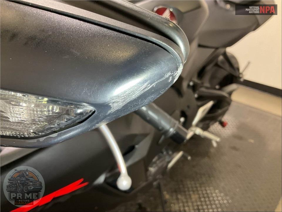 2021 Honda CBR1000RR — фото 22