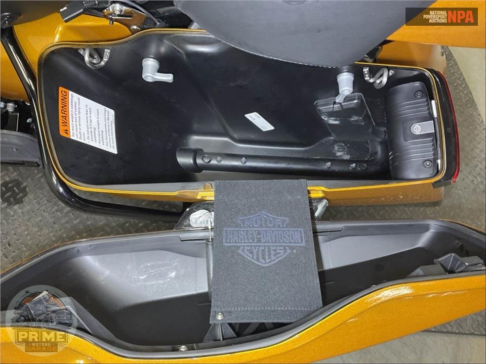 2023 Harley-Davidson FLHTK ELECTRA GLIDE ULTRA LIMITED — фото 20