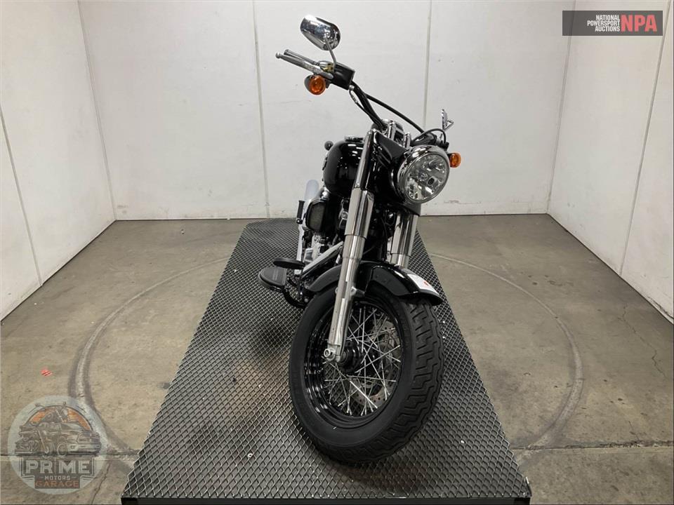 2017 Harley-Davidson FLS SOFTAIL SLIM — фото 2
