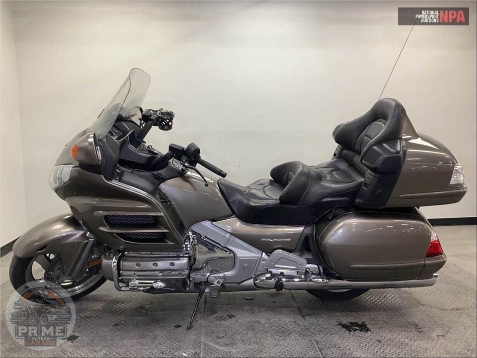 2008 Honda GL1800HPNM8 GOLDWING — фото 3
