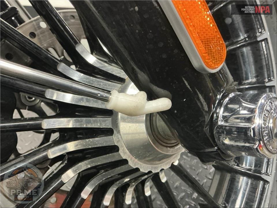 2017 Harley-Davidson FXSB BREAKOUT — фото 33