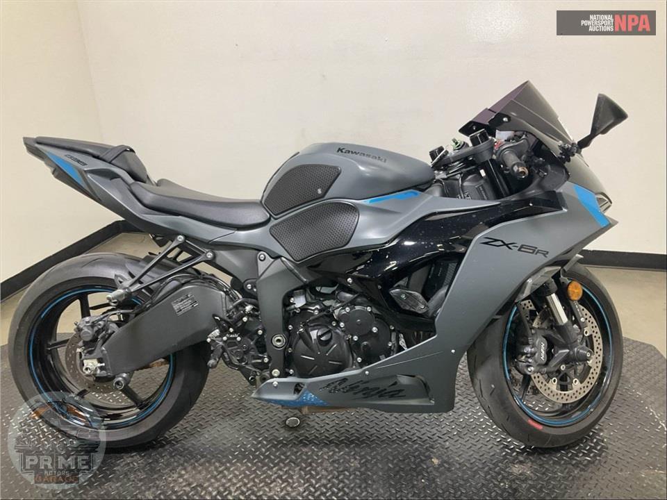 2025 Kawasaki ZX636JSFAL NINJA ZX-6R KRT (ABS) — фото 1