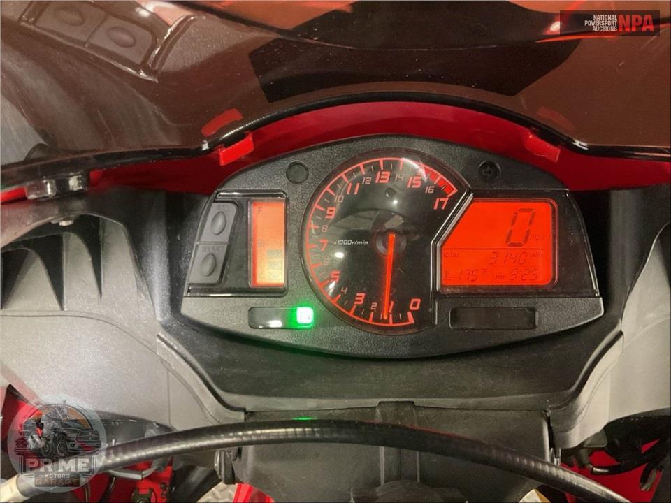 2021 Honda CBR600RR — фото 5