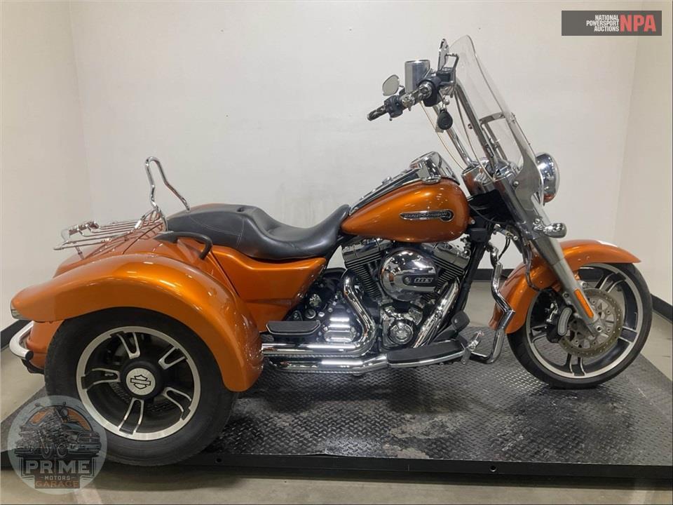 2015 Harley-Davidson FLRT FREE WHEELER — фото 1