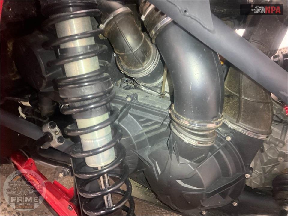 2024 Can-Am MAVERICK X3 X RC  TURBO RR 72 — фото 10
