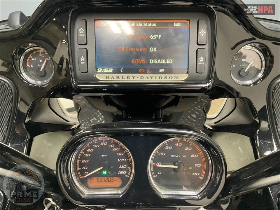 2018 Harley-Davidson FLTRXS ROAD GLIDE SPECIAL — фото 5