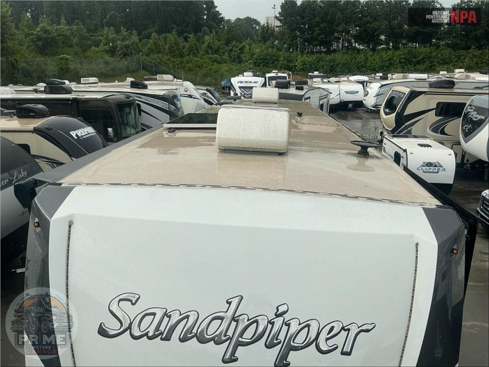 2022 Sandpiper By Forest River M-384QBOK - FIFTH WHEEL SERIES — фото 45