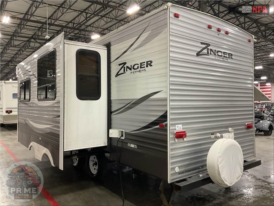 2015 Crossroads Rv M-250 RB - ZINGER SERIES — фото 3