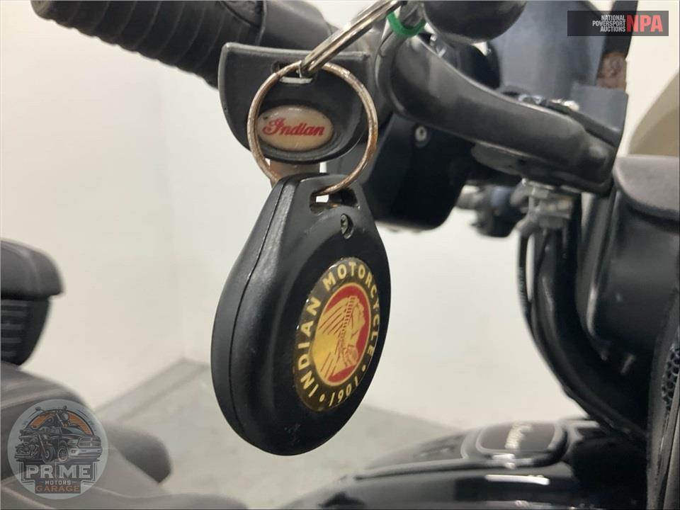 2021 Indian Motorcycle ROADMASTER DARK HORSE (BLACK SMOKE) — фото 13