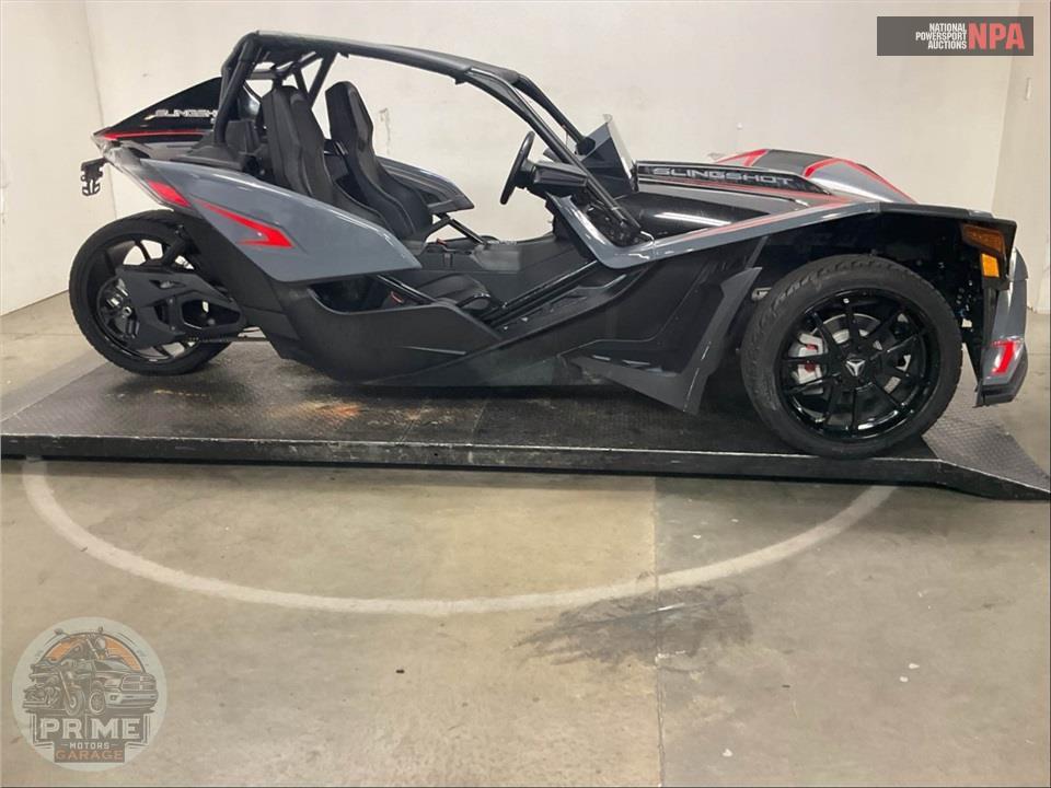 2023 Polaris SLINGSHOT SLR — фото 1