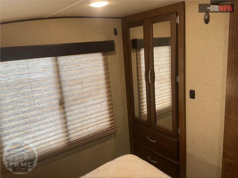 2018 Grand Design Recreational Vehicles M-230RL REFLECTION FIFTH WHEEL SERIES — фото 13