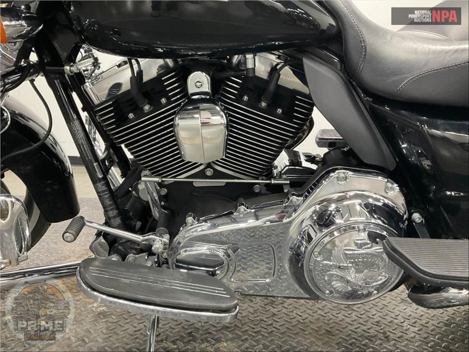 2014 Harley-Davidson FLHX STREET GLIDE — фото 7