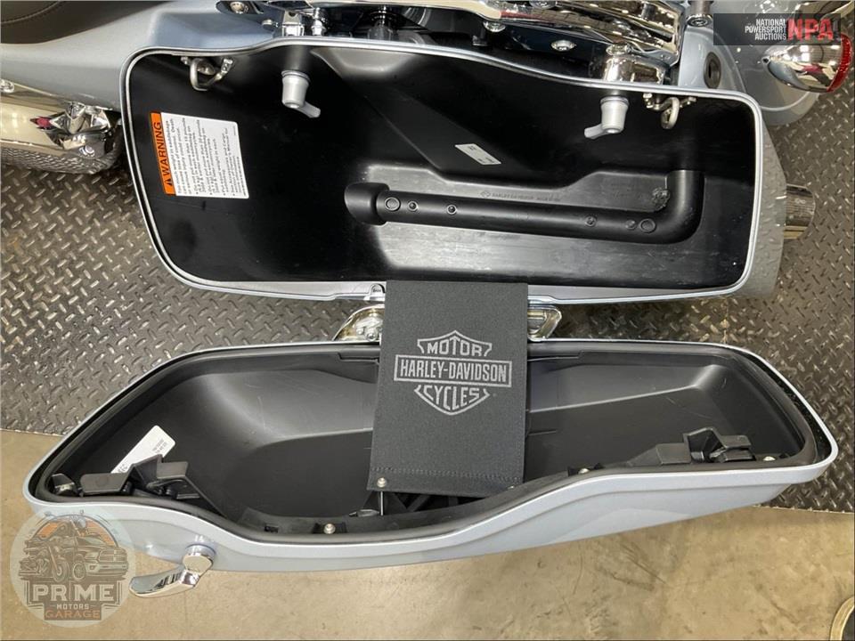 2023 Harley-Davidson FLHX STREET GLIDE — фото 16