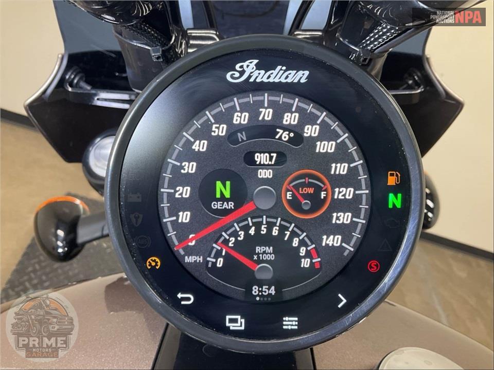 2025 Indian Motorcycle SCOUT BOBBER LIMITED WITH TECHNOLOGY PACKAGE (COLOR METALLIC) — фото 5