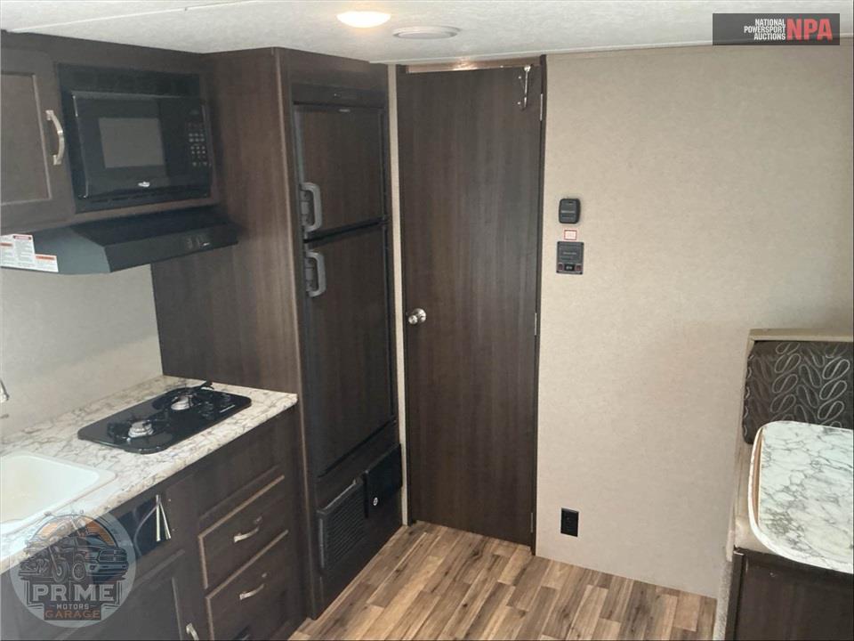 2019 Keystone Rv M-1790 FQ - SUMMERLAND SERIES — фото 9
