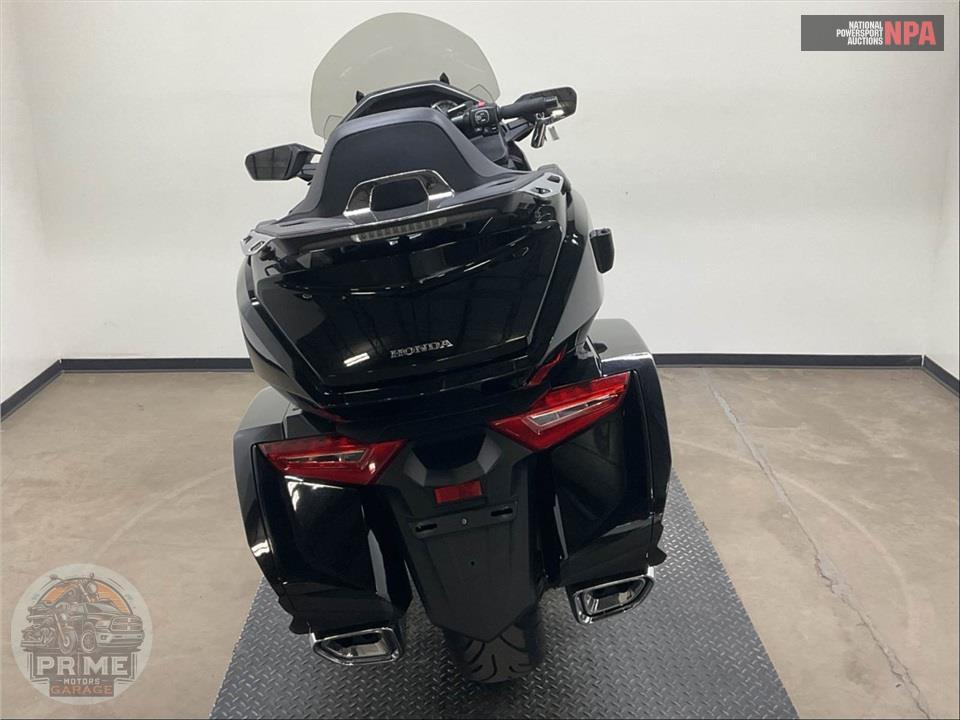 2019 Honda GL1800D GOLDWING TOUR DCT (BLACK) — фото 4