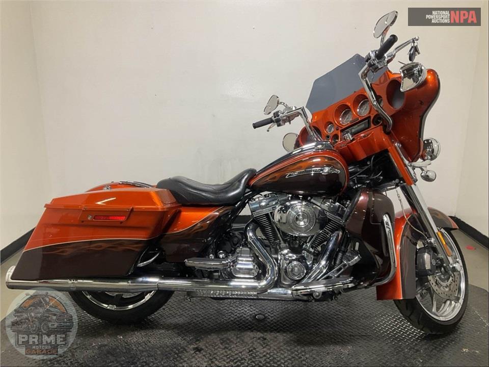 2012 Harley-Davidson FLHXSE3 SCREAMIN EAGLE — фото 1
