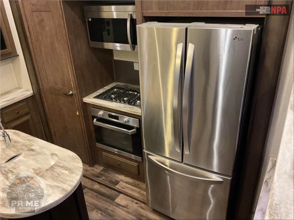 2019 Sandpiper By Forest River M-379FLOK - FIFTH WHEEL SERIES — фото 16