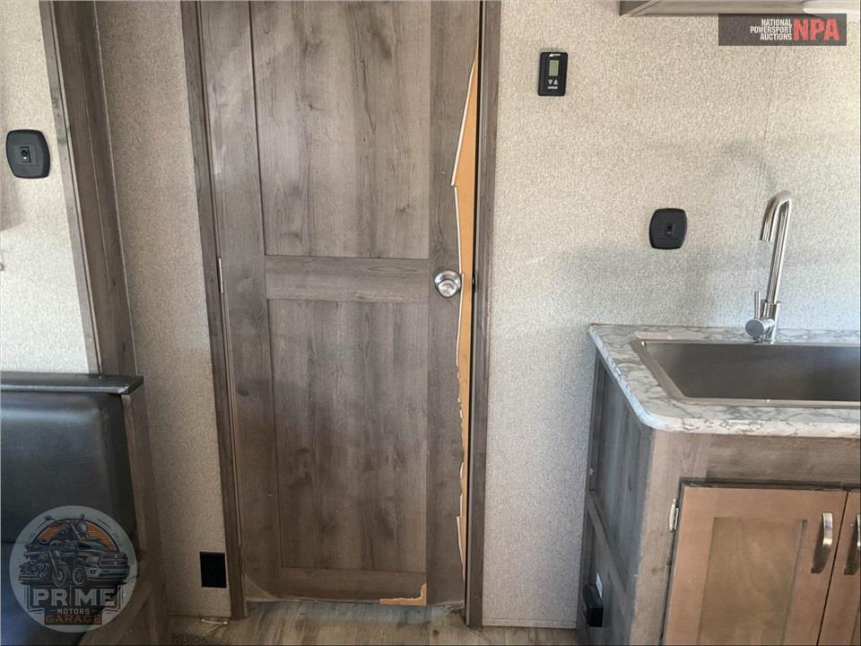 2018 Keystone Rv M-29 BH - SPRINTER CAMPFIRE EDITION SERIES — фото 35