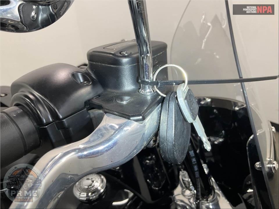 2019 Harley-Davidson FLHC HERITAGE CLASSIC — фото 10