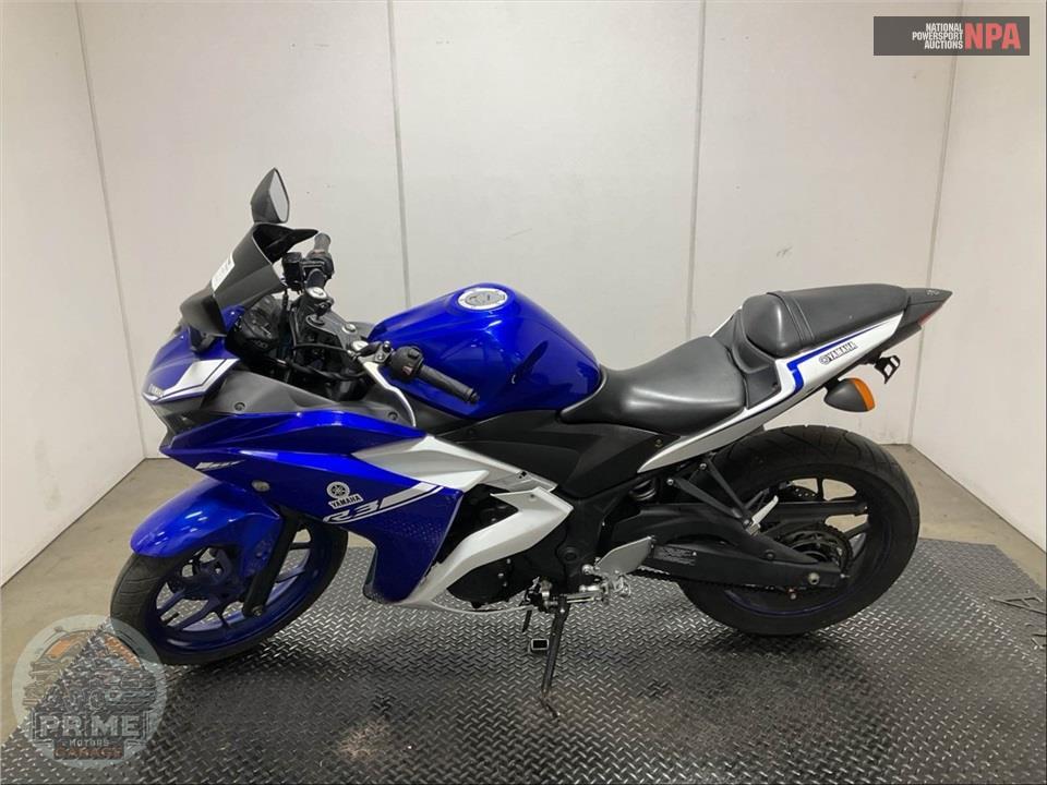 2016 Yamaha YZF-R3 — фото 3