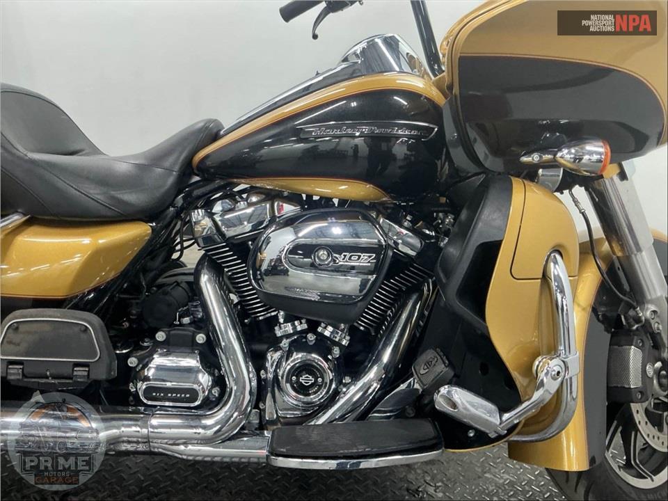 2017 Harley-Davidson FLTRU ROAD GLIDE ULTRA — фото 6