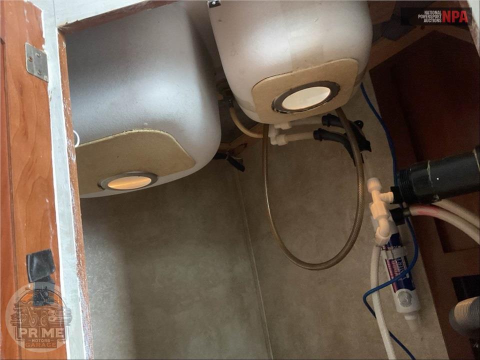 2010 Keystone Rv M-3640 RL - ALPINE FIFTH WHEEL SERIES — фото 21