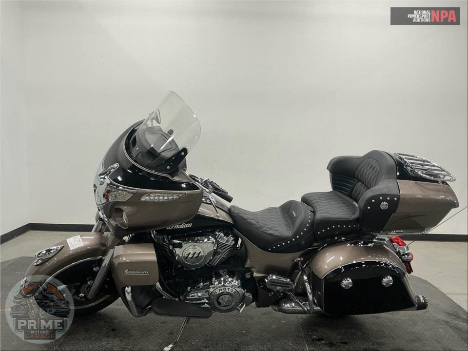 2019 Indian Motorcycle ROADMASTER (TWO-TONE) — фото 3