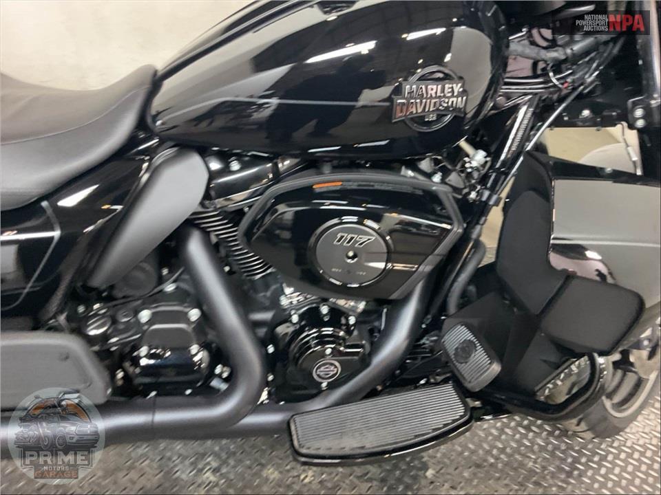 2025 Harley-Davidson FLHXU STEET GLIDE ULTRA — фото 6