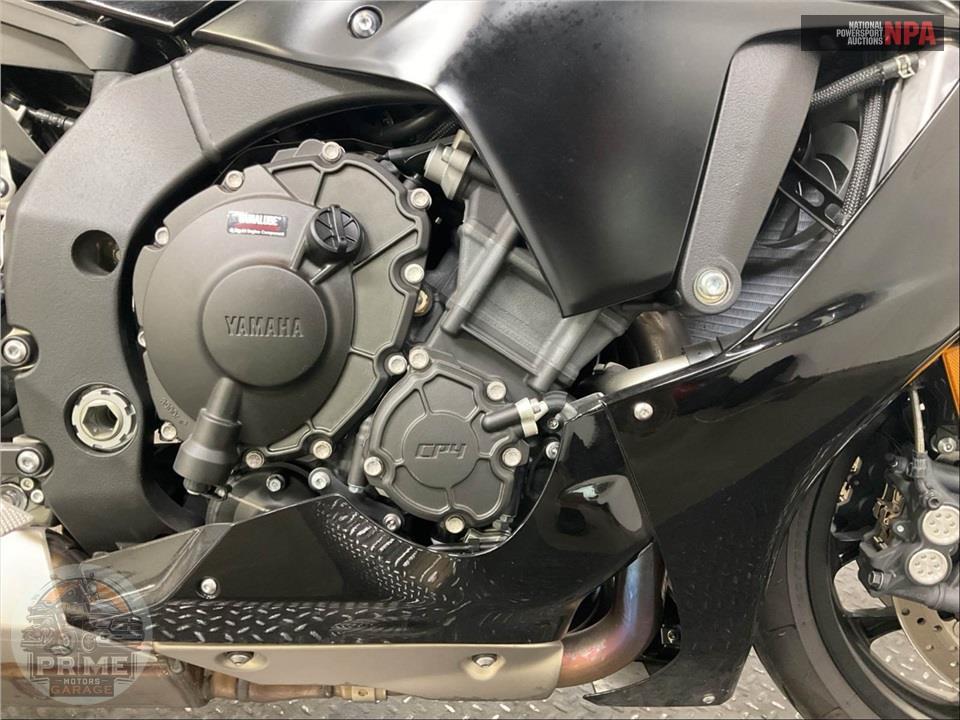 2022 Yamaha YZF-R1 — фото 6