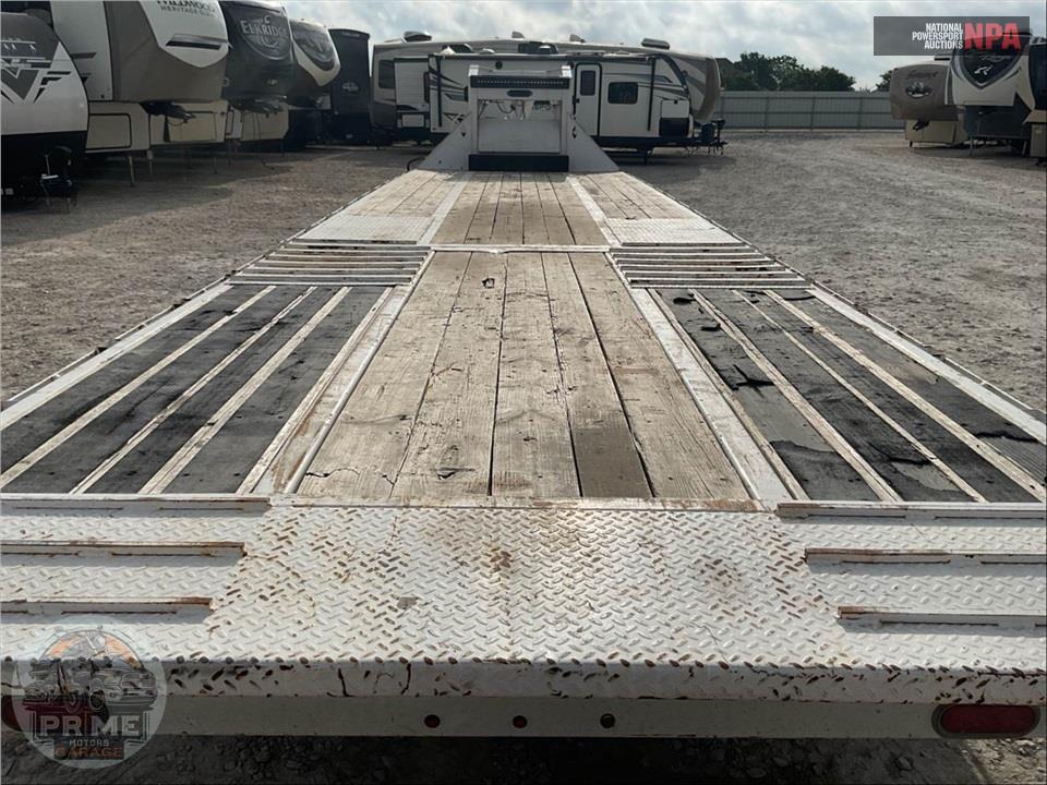 2023 Diamond C Trailers FMAX212 — фото 12