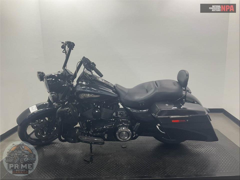 2013 Harley-Davidson FLHRSE5 SCREAMIN EG ANN — фото 3