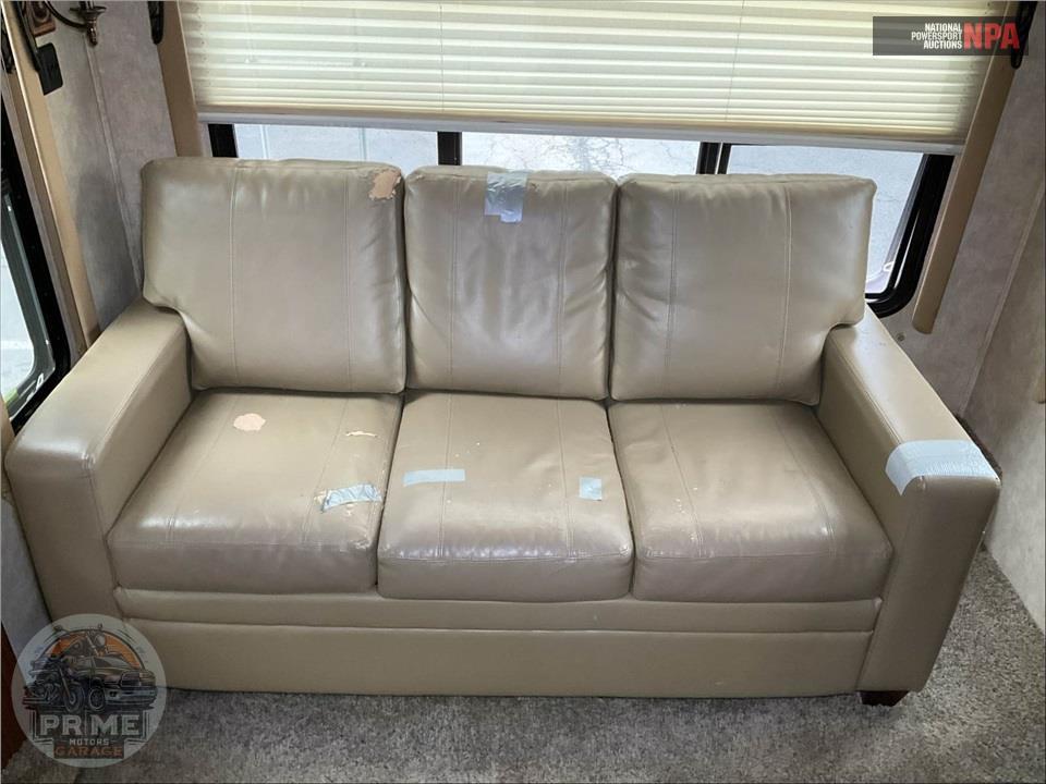 2013 Keystone Rv M-3582RL MONTANA HICKORY FIFTH WHEEL SERIES — фото 11