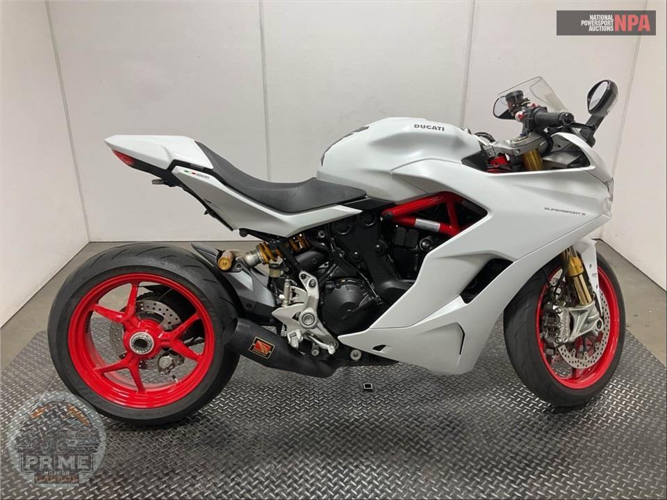2019 DUCATI SUPERSPORT S (WHITE SILK)