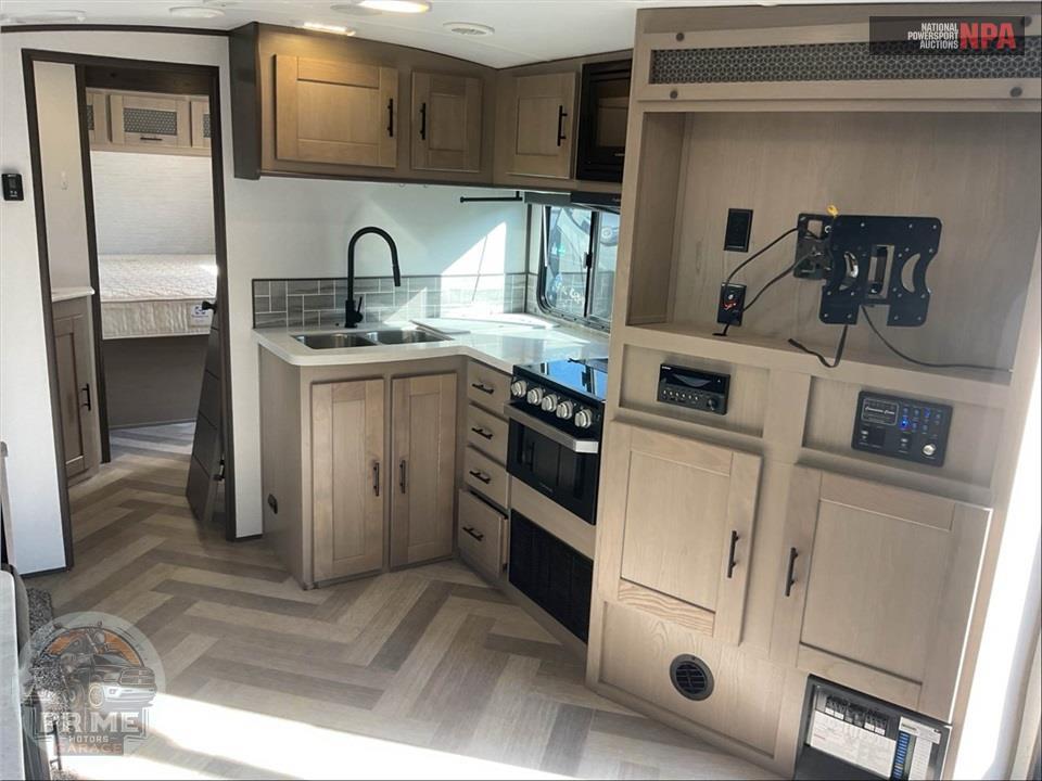 2021 Twilight Rvs M-2500 - SIGNATURE SERIES — фото 7