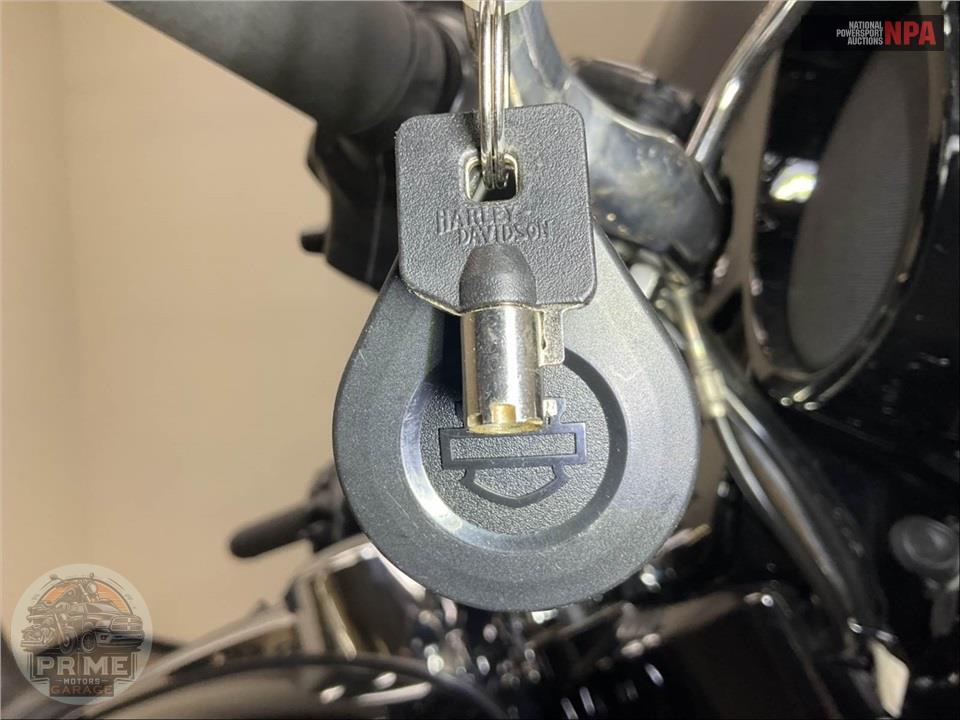 2019 Harley-Davidson FLHTK ULTRA LIMITED — фото 10